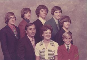 Suvio Dominick Melone's Family Photo 1973